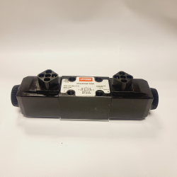 Rozdzielacz hydrauliczny Danfoss DG4V38CVMUH761 NG6 suwak G 24V DC nr kat 02-145162