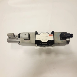 Rozdzielacz proporcjonalny Danfoss KFDG4V52C70NZVMU1H720 NG10 suwak E 70 l/min 24V DC feedback nr kat. 565320